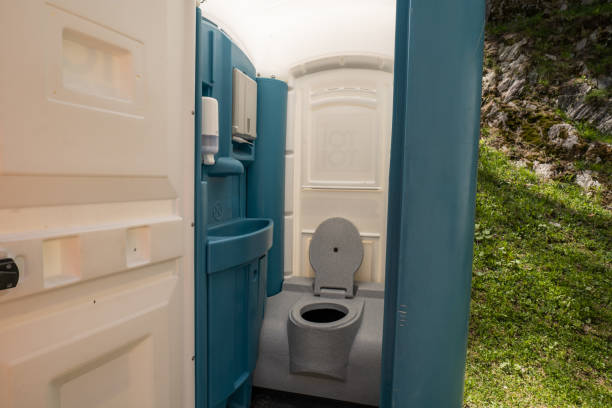 Portable Toilet Options We Offer in Stratford, NJ